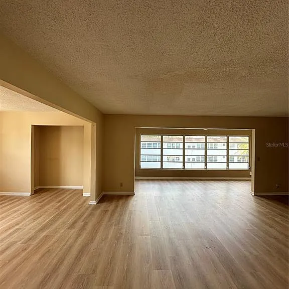 100 El Camino Dr #309 — Photo 6