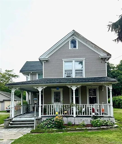 26 Rollstone Ave #1 Photo 1