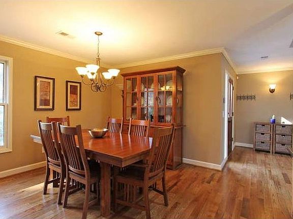 5th image of 4660 Township Walk