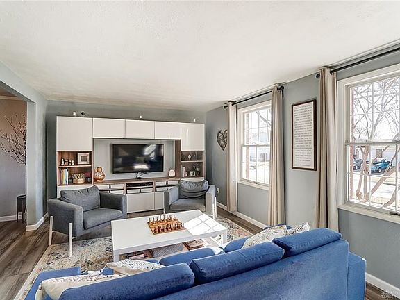 4th image of 4037 Baronsmere Ct
