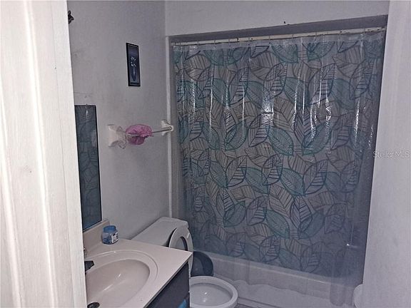 3rd image of 2652 Myakka Dr