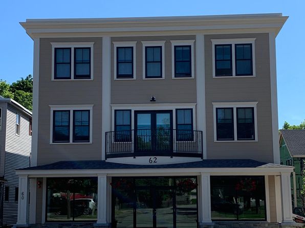 62 Central St