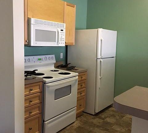 5th image of 1718 N Sydenham St APT 1D