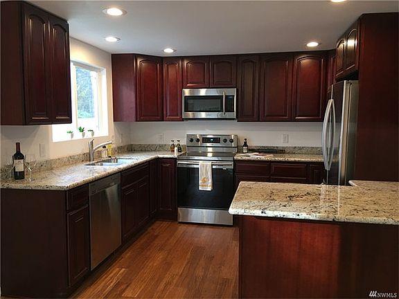 Granite Kitchen New Cabinets