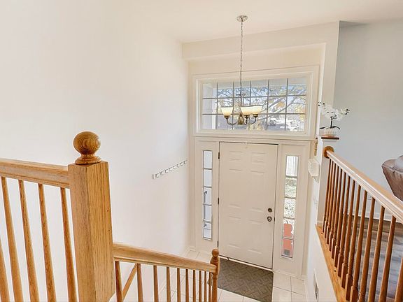 5th image of 1612 Fox Run Dr