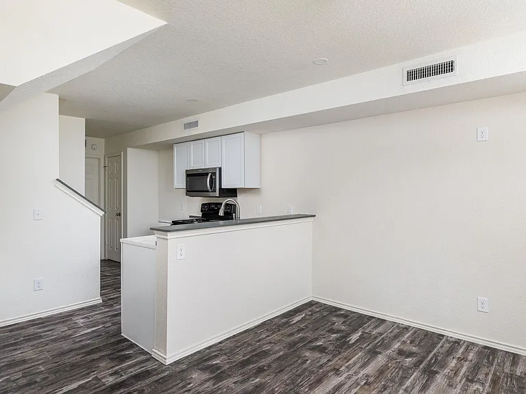 230 S Debus 101b Dr — Photo 5