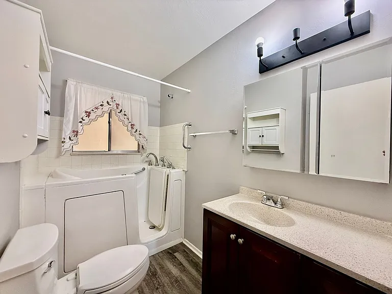 4125 Tulip Way — Photo 7