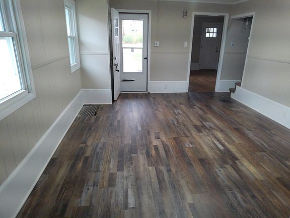 4th image of 1238 Greenwood Ave
