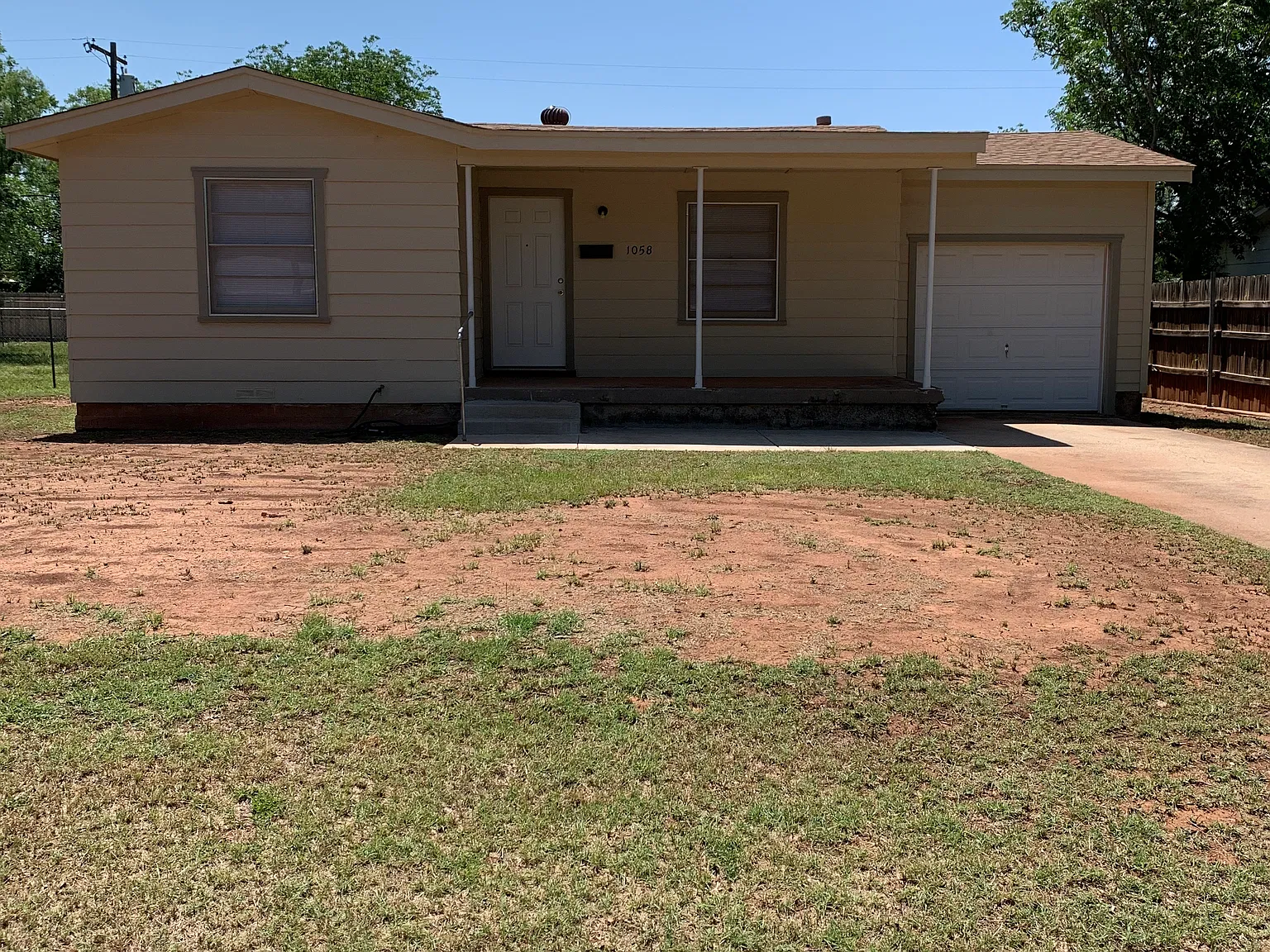 1058 S Bowie Dr — Photo 1