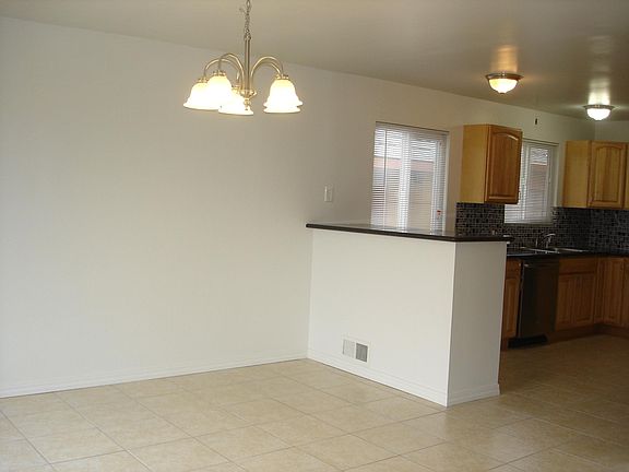 5th image of 40 Santa Ana Ave