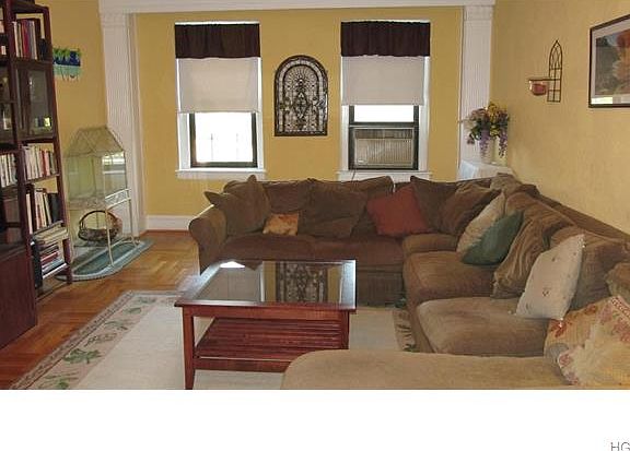 5th image of 27 N Central Ave APT 4A