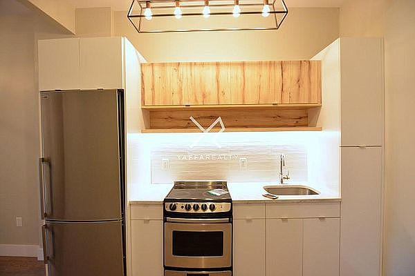 1st image of 1043 Bedford Ave APT 4A
