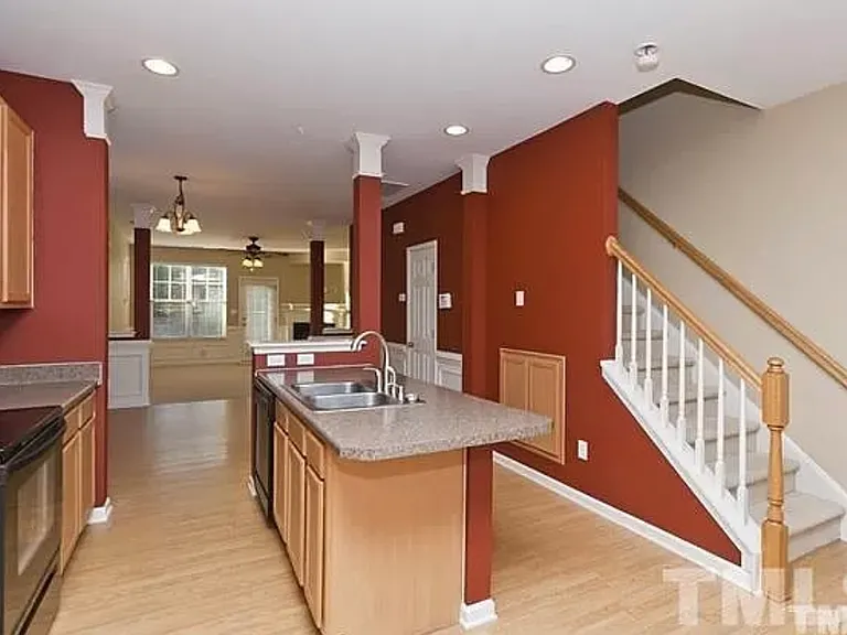 8821 Camden Park Dr #1 — Photo 7