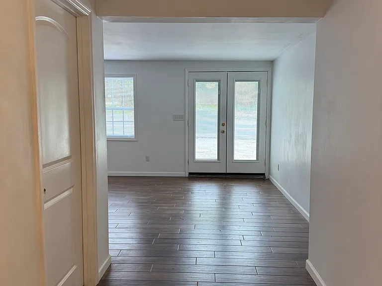 1902 Highway 55 E #1902B — Photo 15