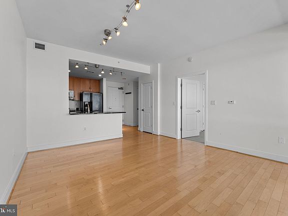 4th image of 4101 Albemarle St NW APT 529