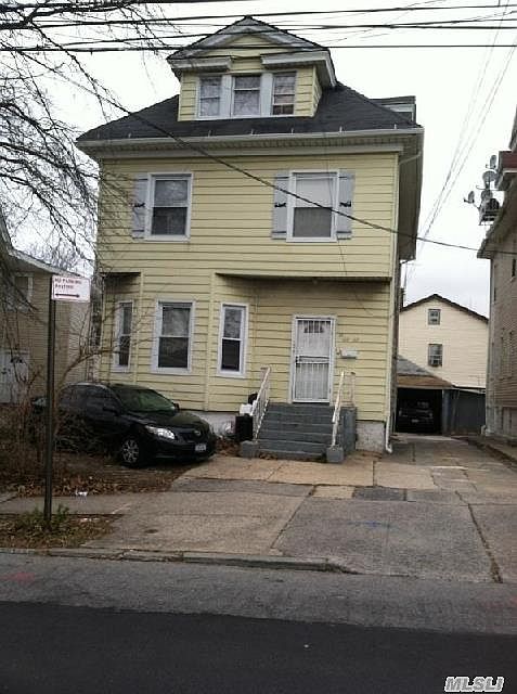 2nd image of 16037 Highland Ave