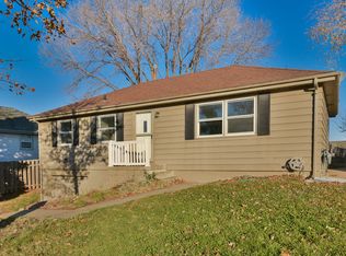 11342 R St, Omaha, NE 68137