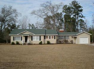 2178 Palestine Rd, Picayune, MS 39466