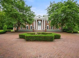 8600 Sanctuary Dr, Mentor, OH 44060