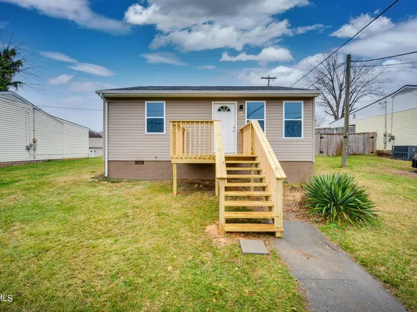 1032 Pleasant Hill Rd, Johnson City, TN 37604