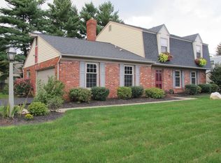 1824 Beverly Dr, Lancaster, PA 17601