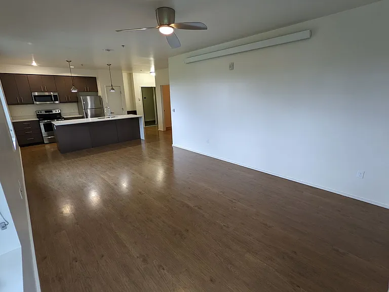 Viewpoint Terrace Apartments — Photo 82