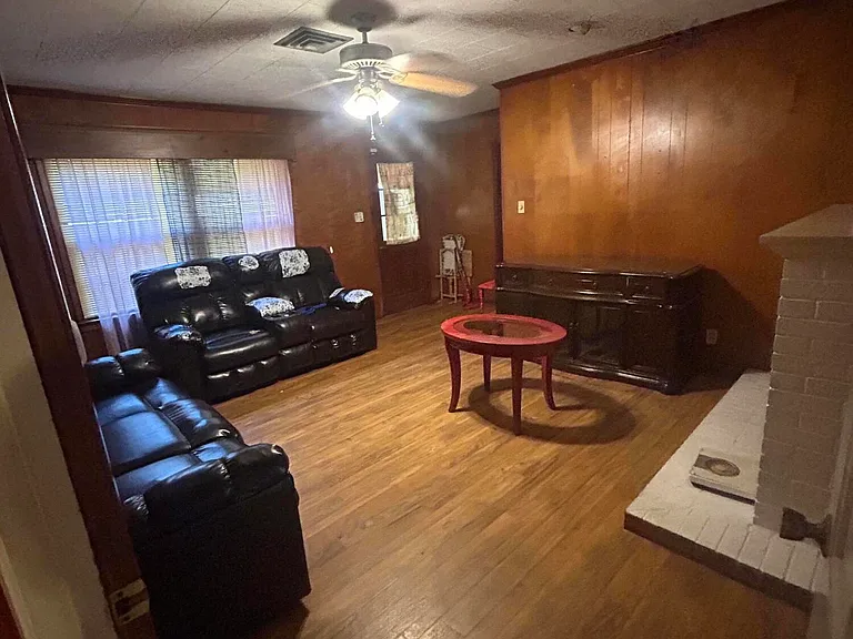 1519 Jasmine Dr — Photo 6