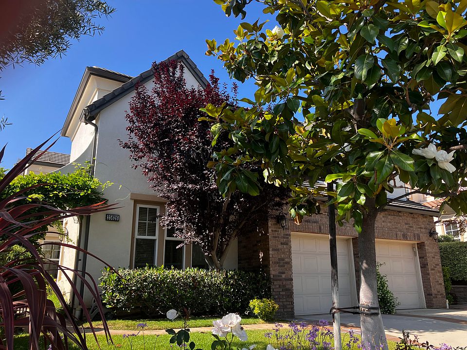 1st image of 25626 Elmwood Ln