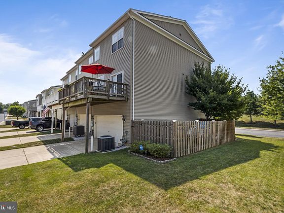 2nd image of 15974 Greymill Manor Dr