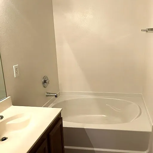 1045 Cavern Dr — Photo 19