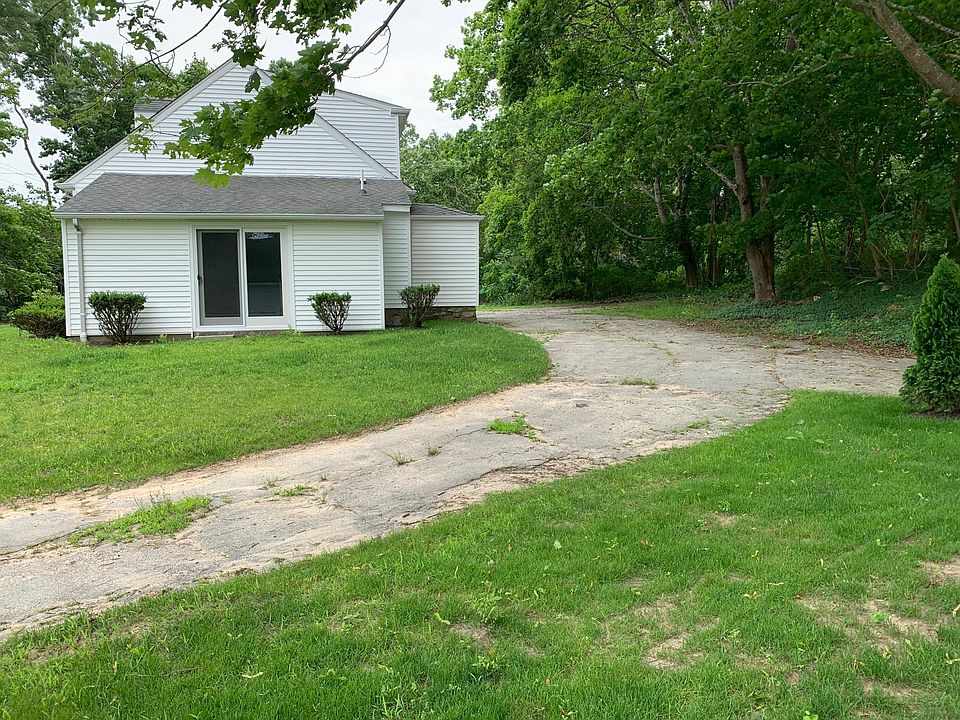 1079 Russells Mills Rd, Dartmouth, MA 02748 Zillow