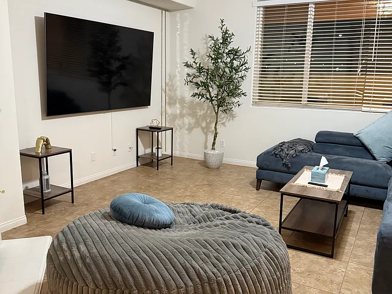10512 Aurora Pl — Photo 16