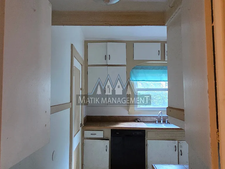 16 9th Ave NE #1 — Photo 25