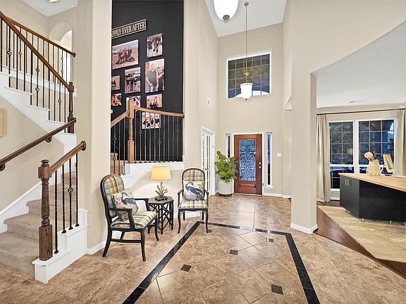 5th image of 27415 Royal Canyon Ln