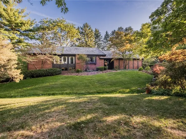 220 Lakecrest St NW, Canton, OH 44709