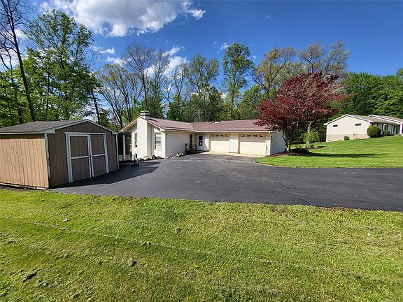 3rd image of 1294 Carmont Dr