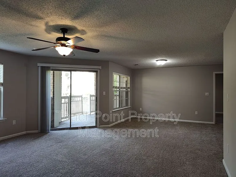 5001 Sharon Rd #K — Photo 13