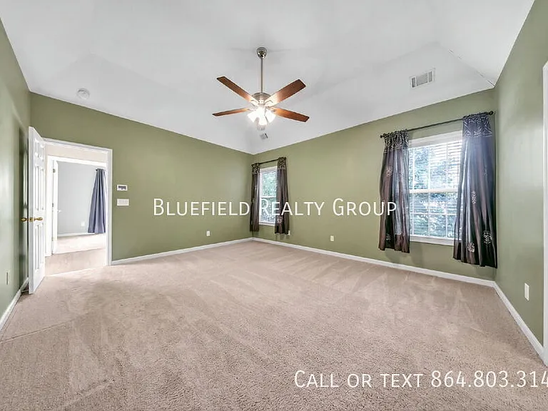 417 Summergreen Way — Photo 15