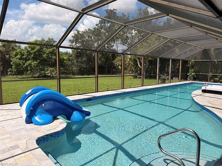 6560 Kestrel Cir — Photo 18