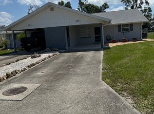 191 Golf Club Ln #191, Venice, FL 34293