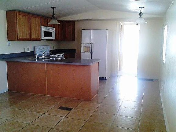 3rd image of 1311 Turnbull St Lot 33