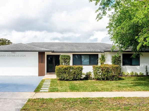 7951 SW 30th St, Davie, FL 33328