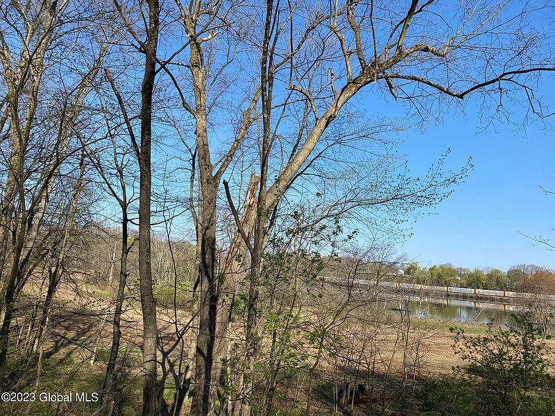 3rd image of L5 Doty Hill Road