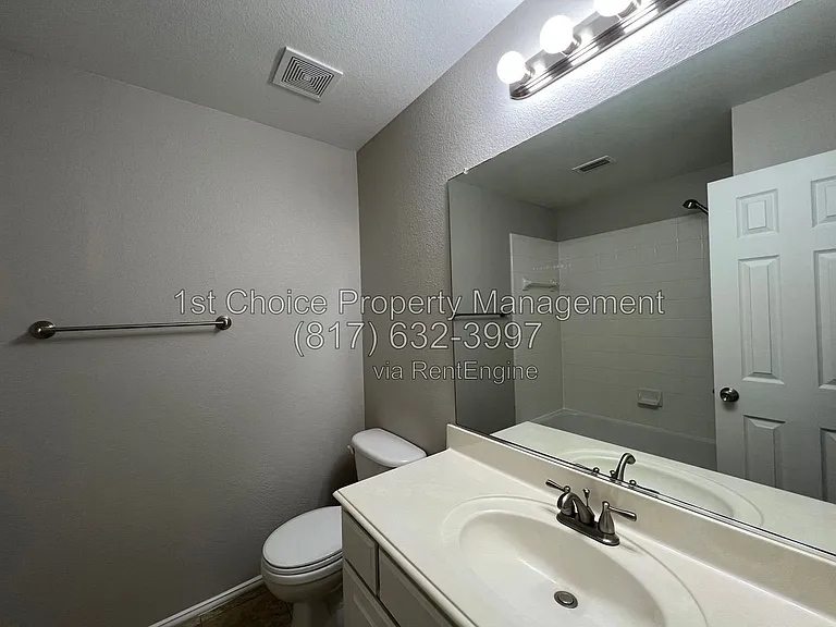 5312 Scenic Point Dr — Photo 25