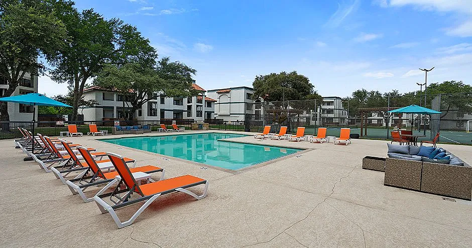 Mateo Apartment Homes