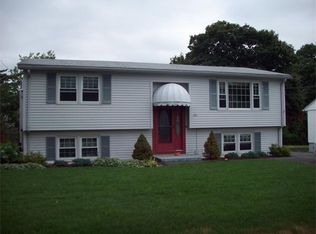 105 Locust Ave, Worcester, MA 01604