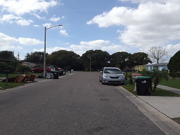 4th image of 4054 Queen Anne Dr