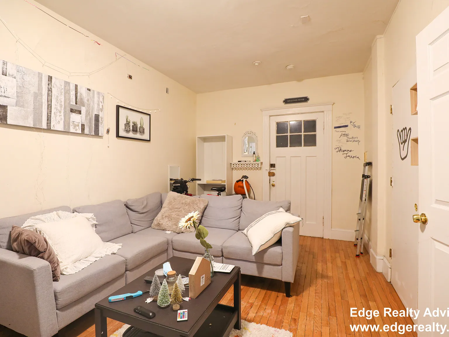 4 bed, 950 sqft, $6,250 — Photo 4