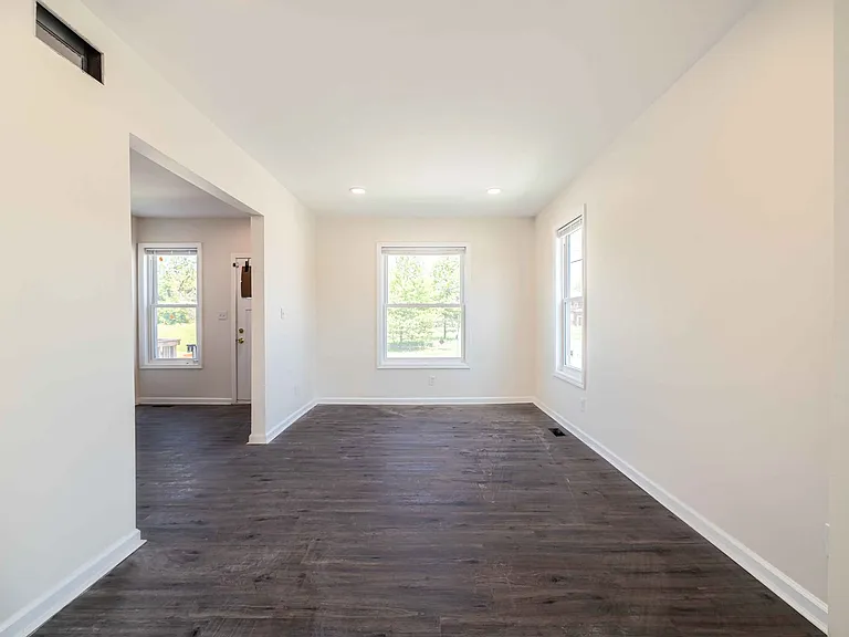 156 Leicester - FDR — Photo 5