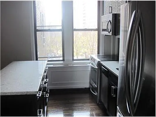 Rented by Douglas Elliman | media 15